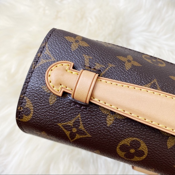 LV Pochette Métis in Monogram Canvas - Picture 7 of 15